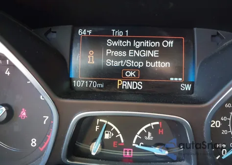 2018 Ford Focus Titanium z USA, uszkodzony, nr VIN 1FADP3J25JL332052